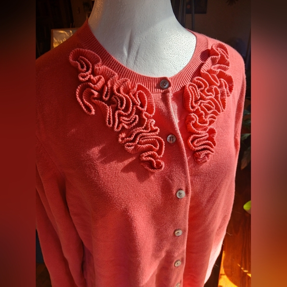 Lands End Women's Pink To Coral Ruffle Cotton Cardigan Sweater 1x Like New - Picture 2 of 5
